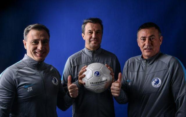 1618813328211065404.jpg dlr.jpg